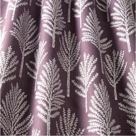 mediteransky country design klasicka elegantna latka tkana poliester vzor listy zavesy doplnky textil bytovy dizajn renovacia fialova.jpg